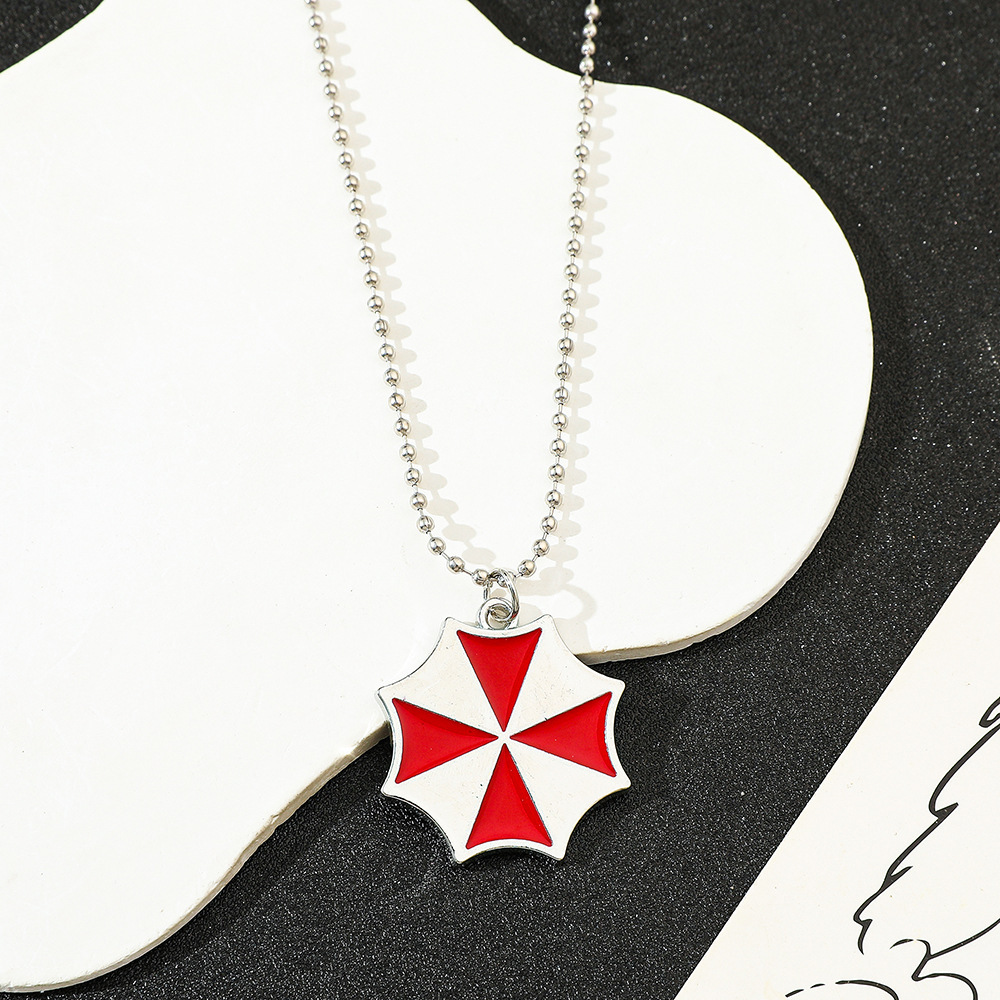 Vintage Fashion Blog - Collana con Ciondolo Ombrello Rosso Vintage,