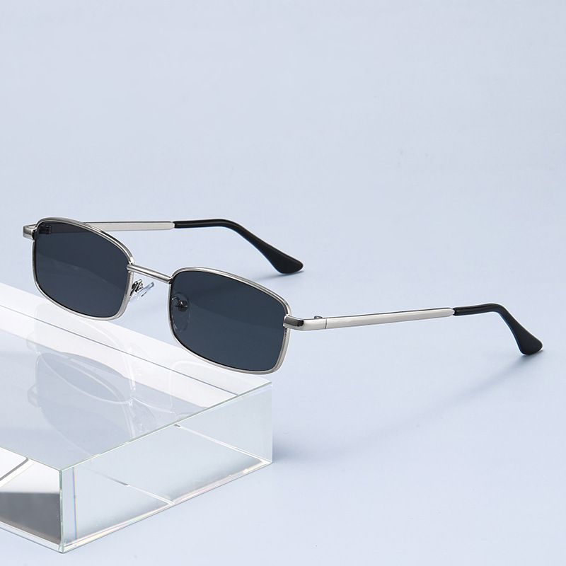 Occhiali da Sole Punk alla Mod - Vintage Fashion Streetwear recensione e prezzo