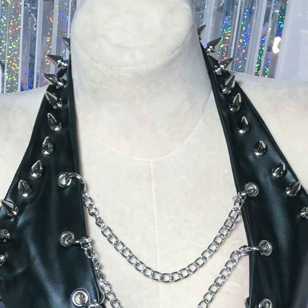 Top Vintage con Borchie e Rive - Vintage Fashion Revival recensione e prezzo