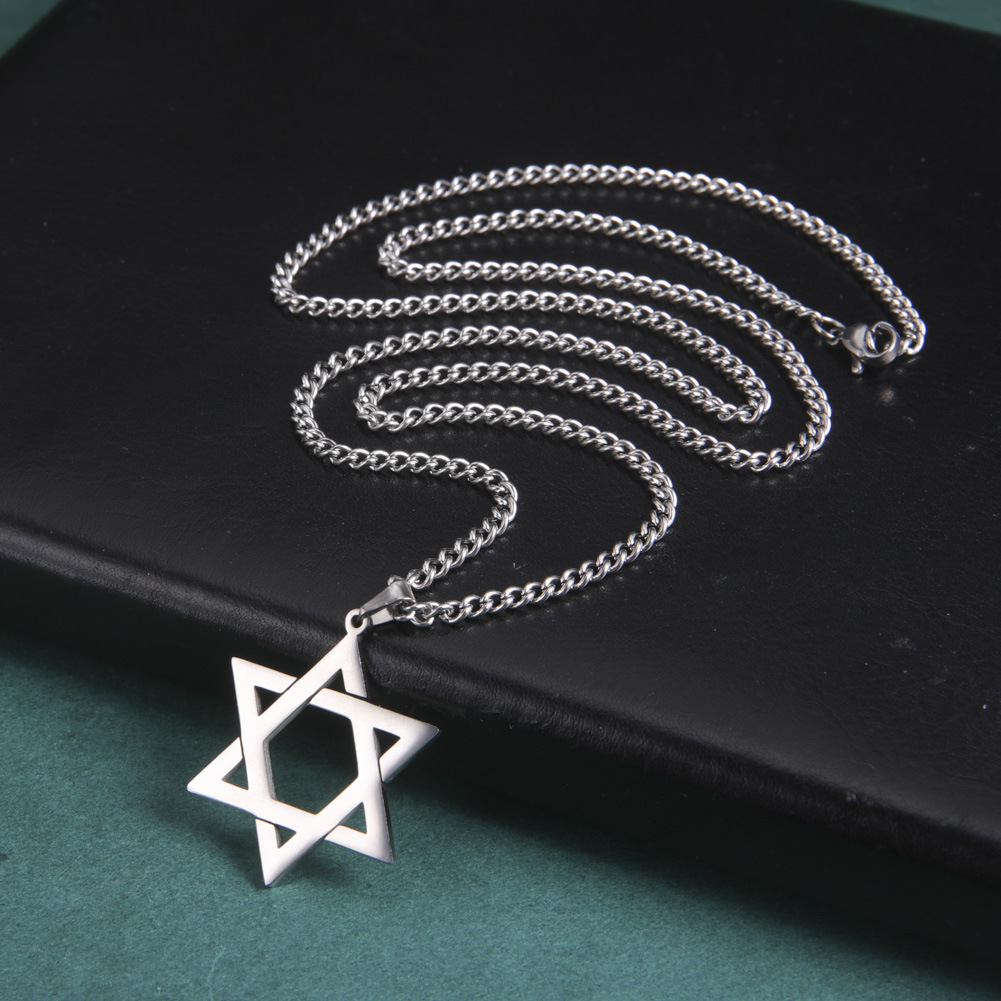 Collana con Pendente Stella di - Vintage Fashion Accessories recensione e prezzo