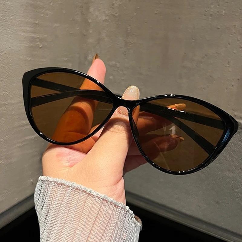 Occhiali da Sole Retrò a Occhi - Vintage Fashion Streetwear recensione e prezzo