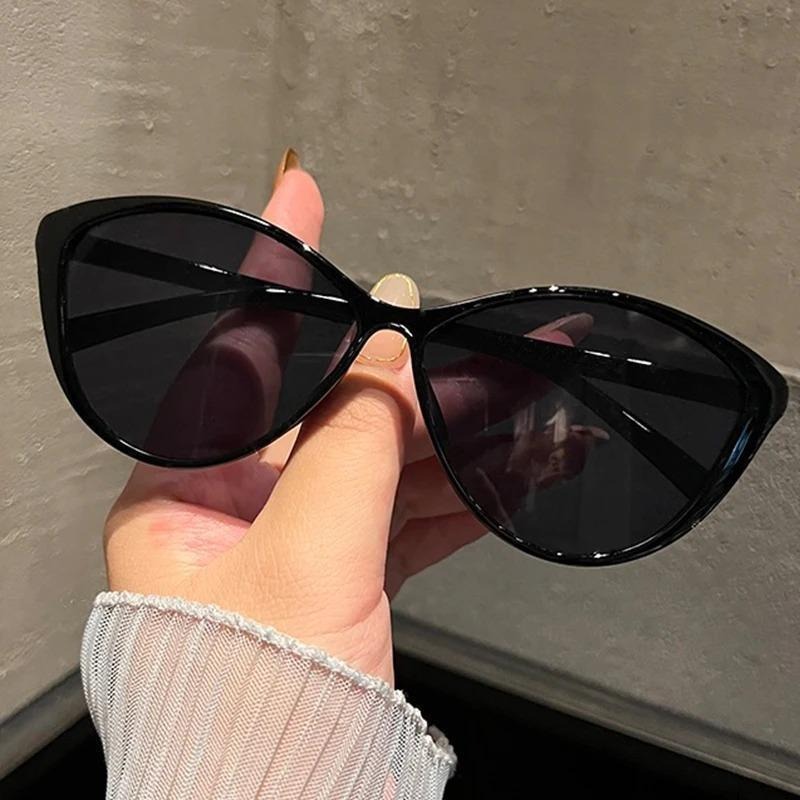 Occhiali da Sole Retrò a Occhi - Vintage Fashion Streetwear recensione e prezzo